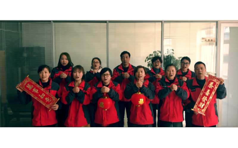 旭派電池銷售服務(wù)部給您拜年啦！