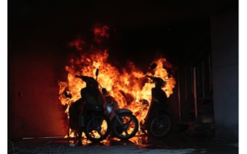 電動(dòng)車自燃都是哪些問題引起的